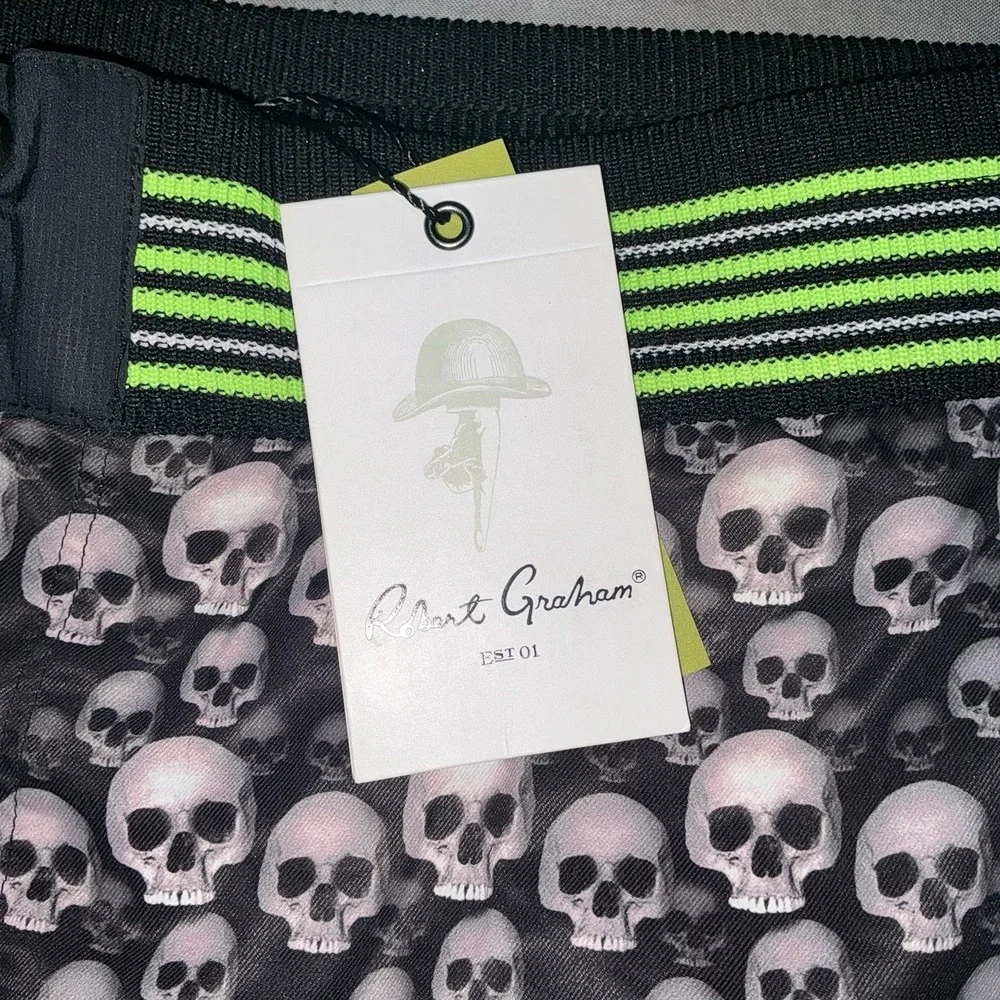 Robert Graham Swim Trunks Mens 44 Black Skull Print Excellent Board Shorts NWT